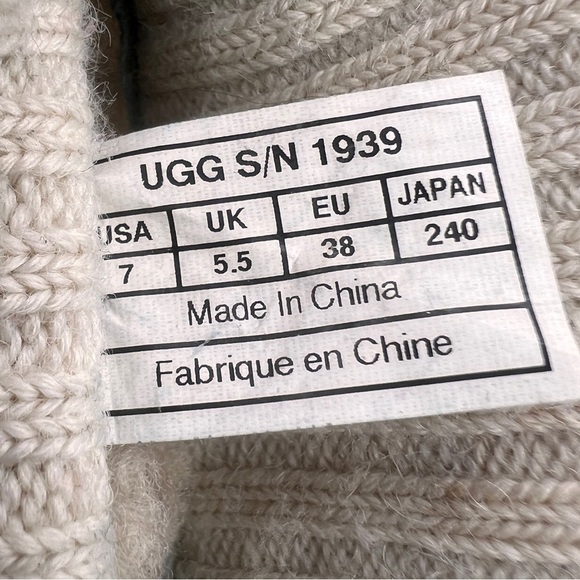 UGG Tan Ankle Boots with Knit Cuff - Picture 4 of 8